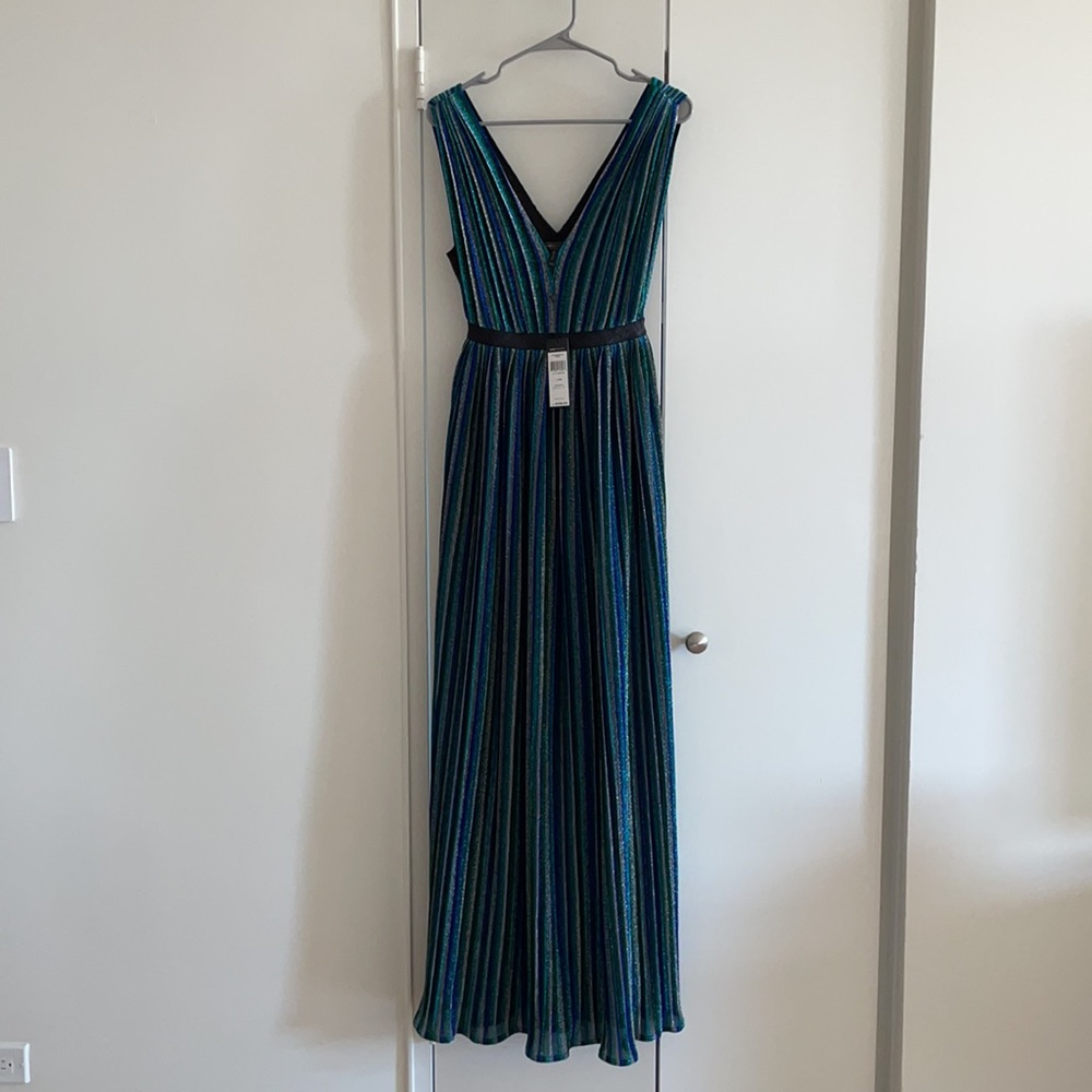 BCBG Maxazria Gown size xxs in deep sea color